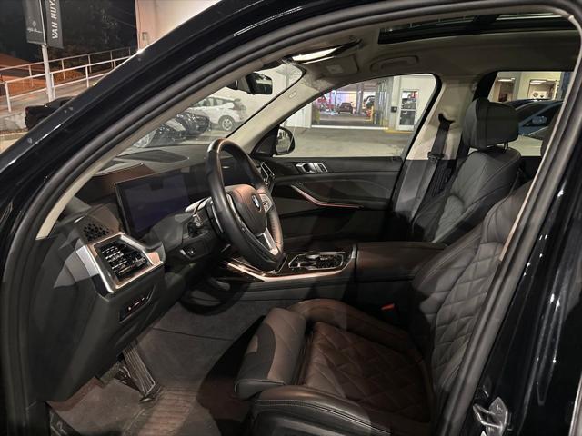 used 2024 BMW X7 car, priced at $70,000