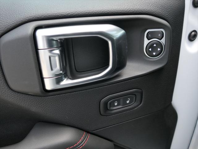 new 2025 Jeep Gladiator car, priced at $55,210