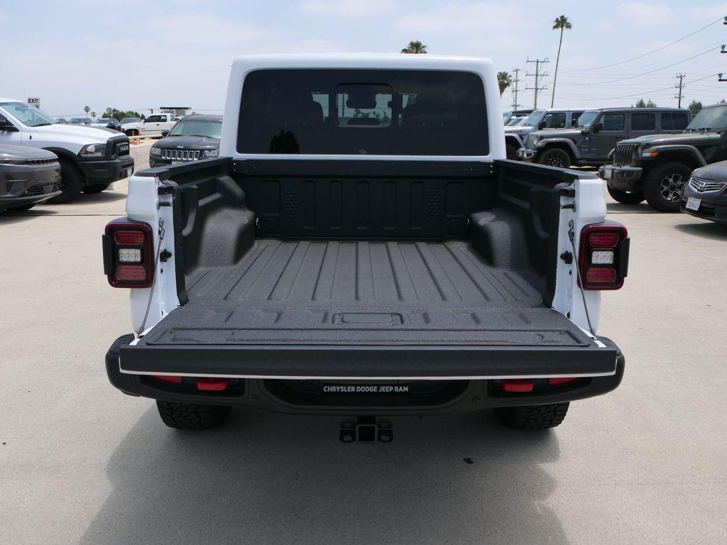 new 2025 Jeep Gladiator car, priced at $58,150