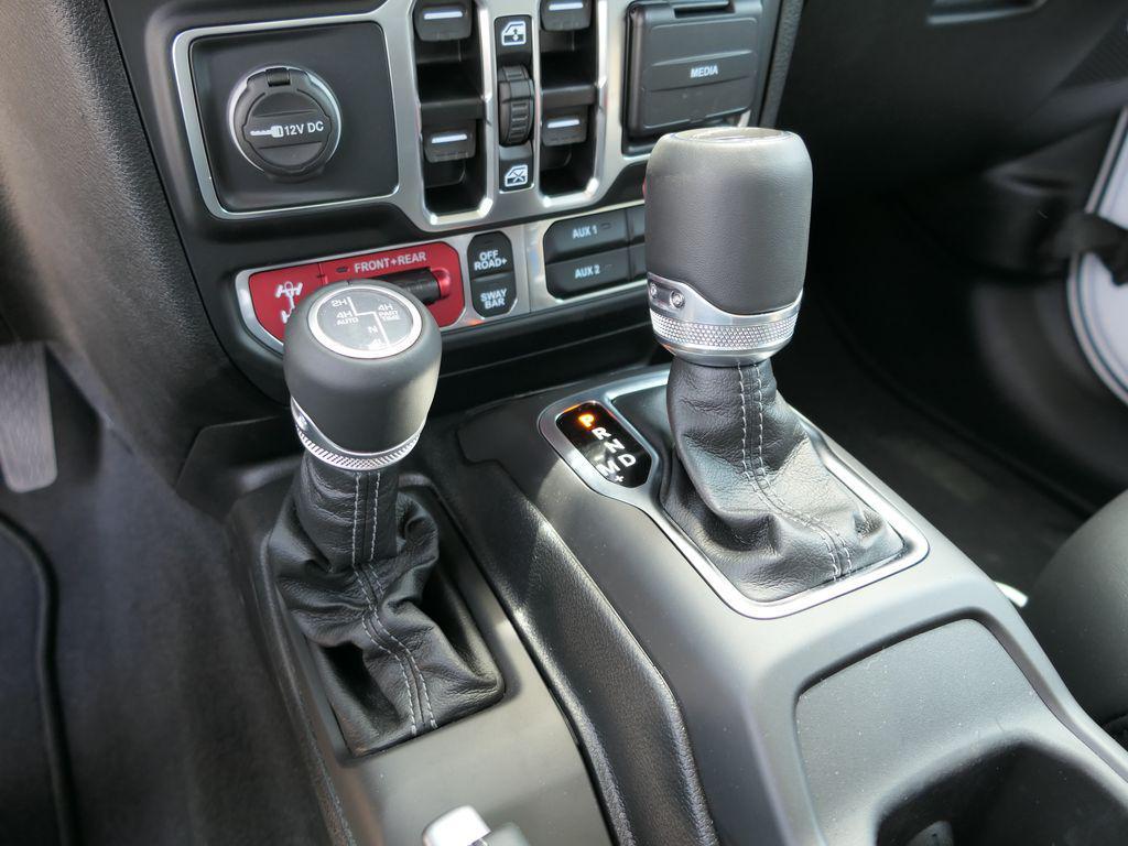 new 2025 Jeep Gladiator car, priced at $58,150