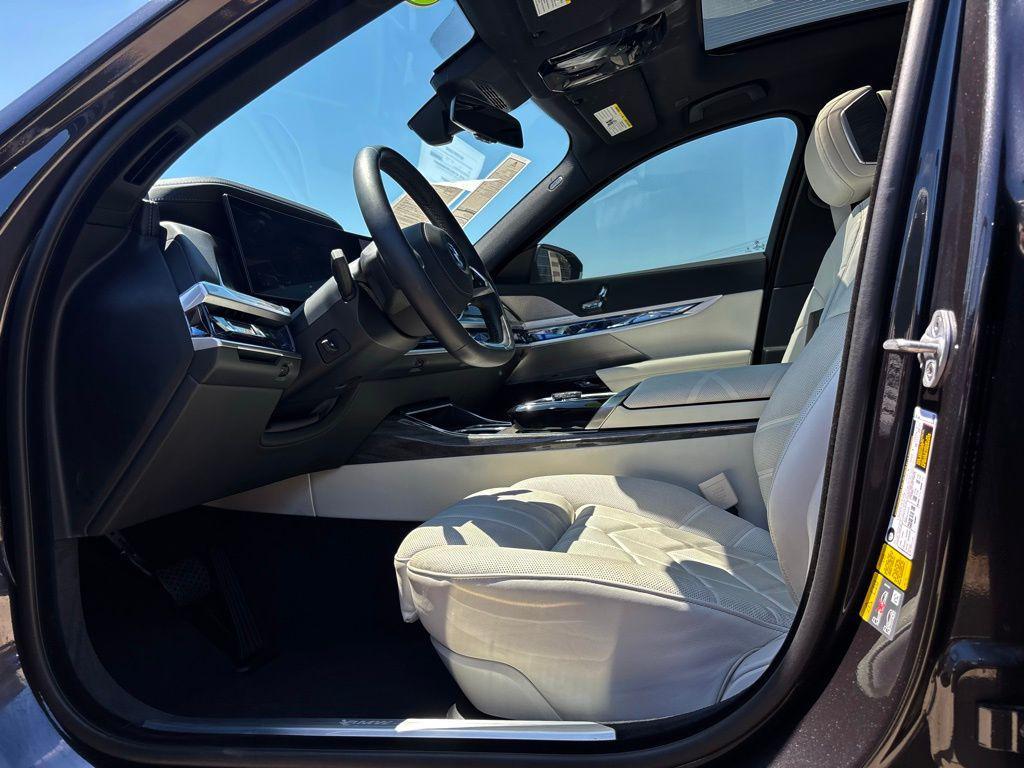 used 2024 BMW i7 car, priced at $85,000
