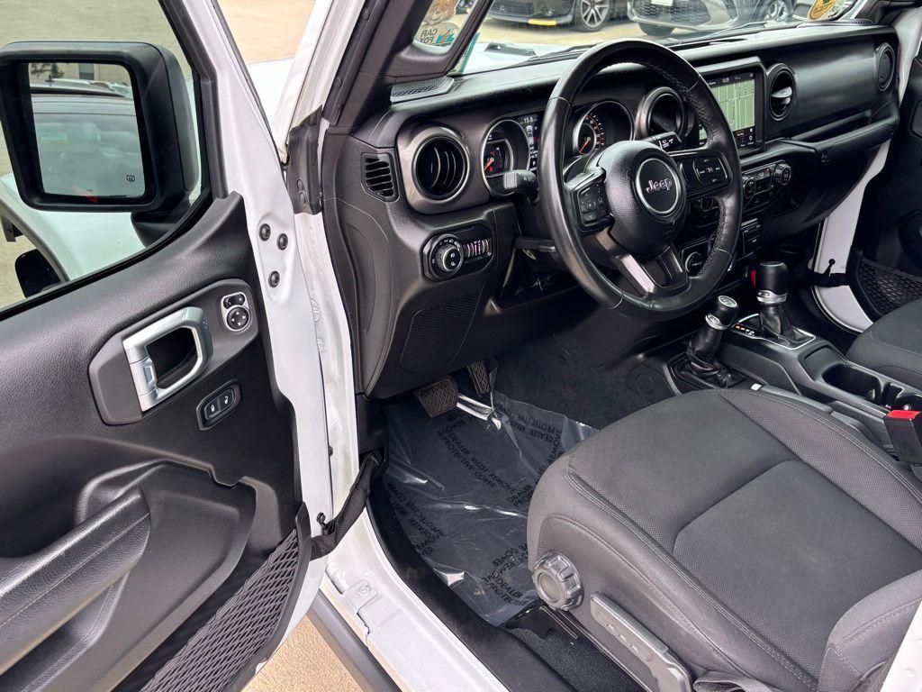 used 2022 Jeep Gladiator car, priced at $35,500