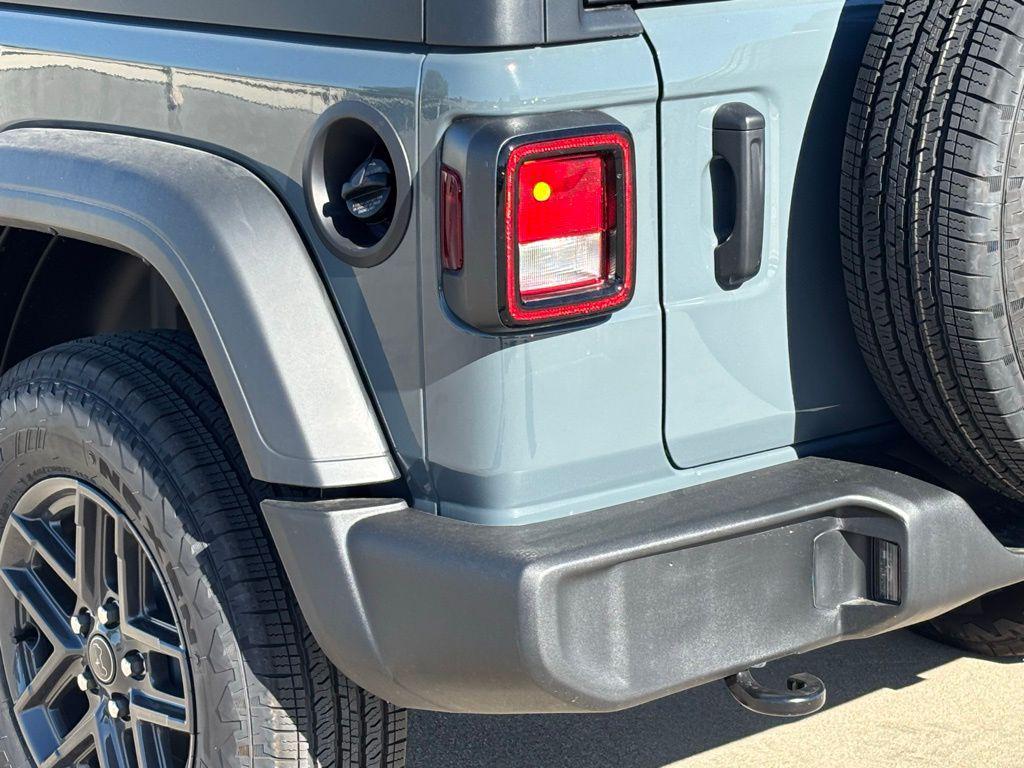 new 2026 Jeep Wrangler car, priced at $41,690