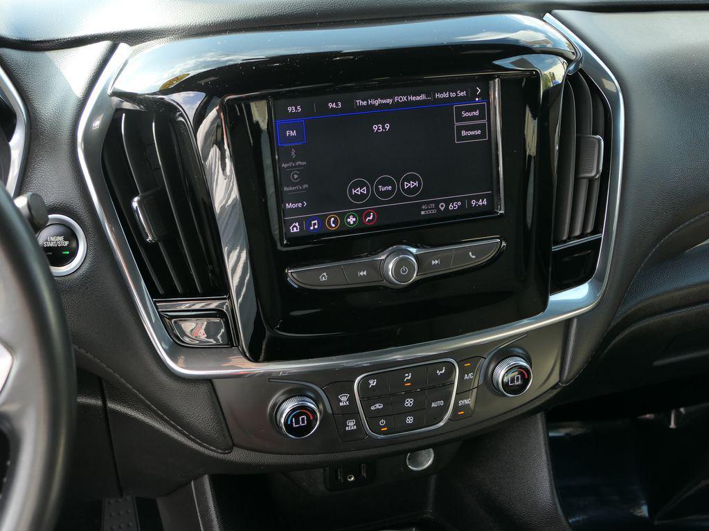 used 2023 Chevrolet Traverse car, priced at $27,750