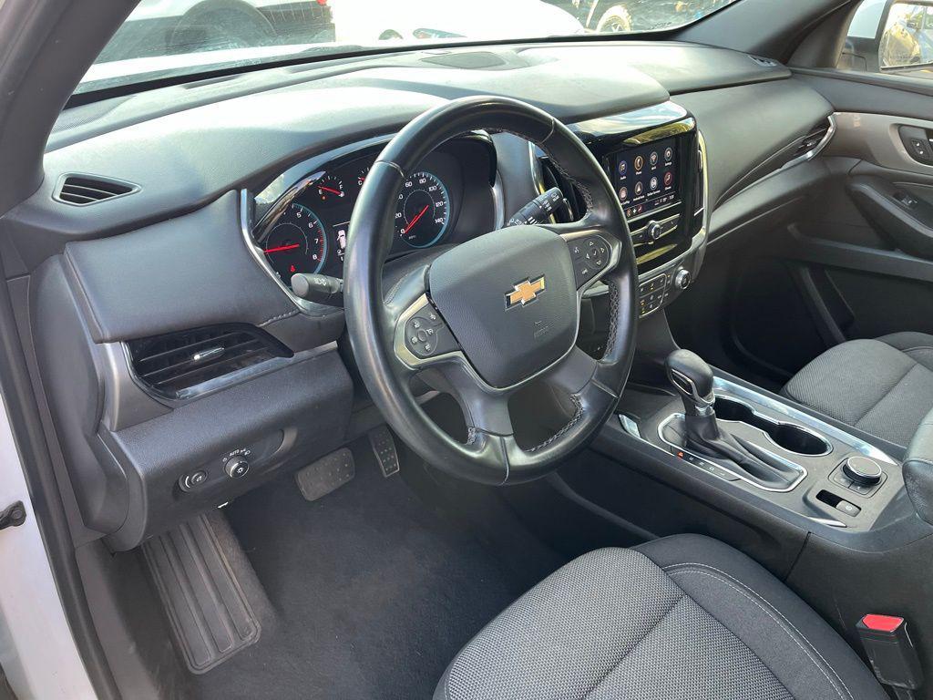 used 2023 Chevrolet Traverse car, priced at $30,500