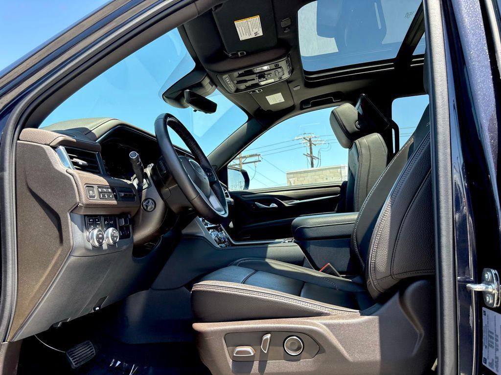 used 2024 GMC Yukon car, priced at $72,000