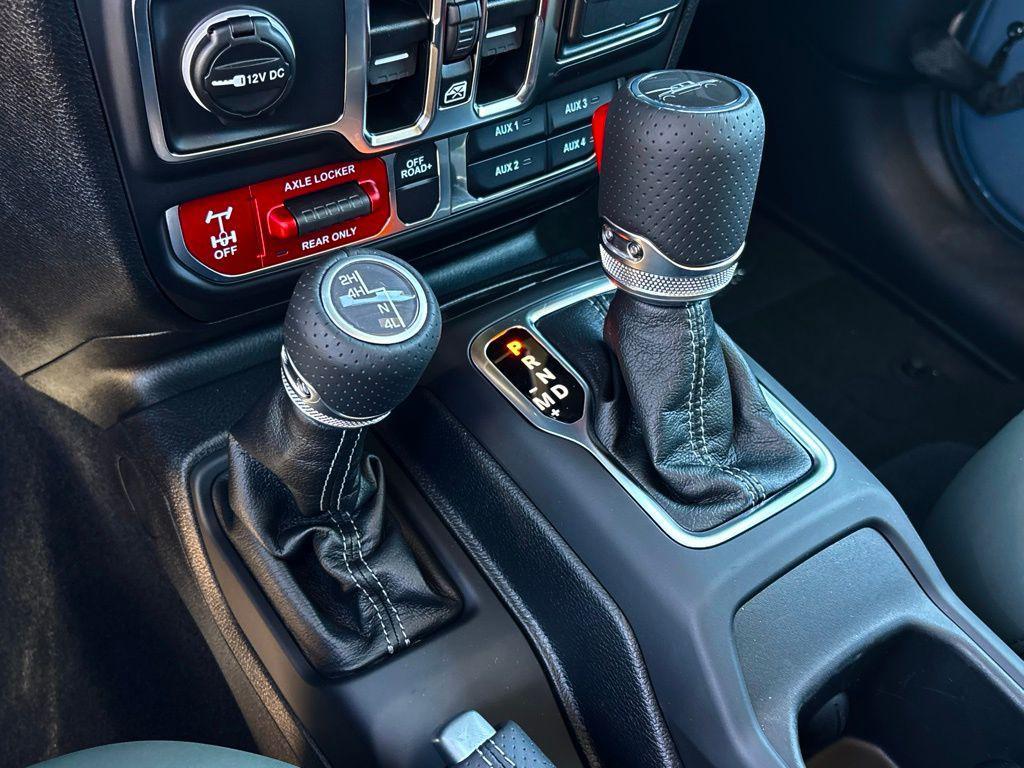 new 2025 Jeep Gladiator car, priced at $54,870