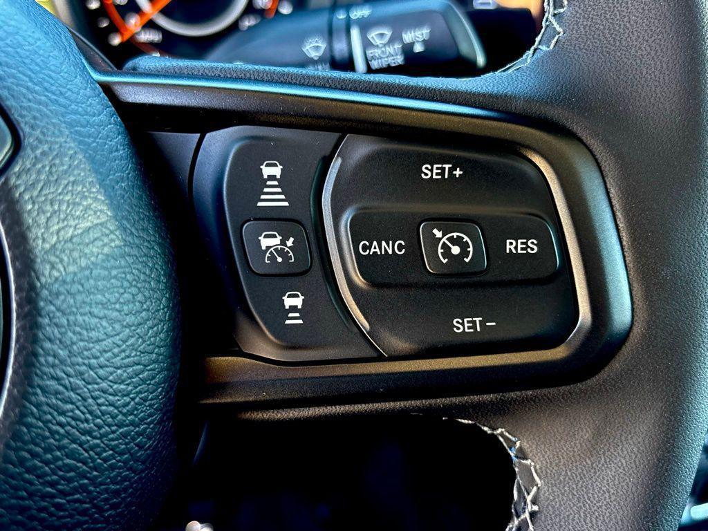 new 2025 Jeep Gladiator car, priced at $54,870