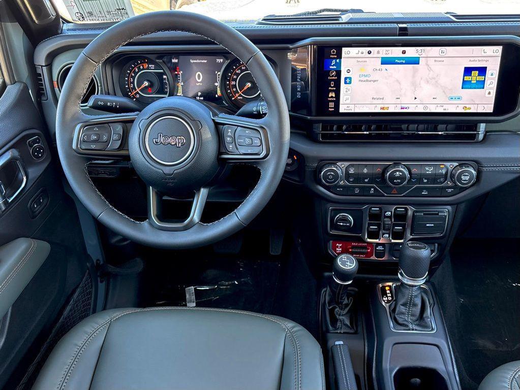 new 2025 Jeep Gladiator car, priced at $54,870