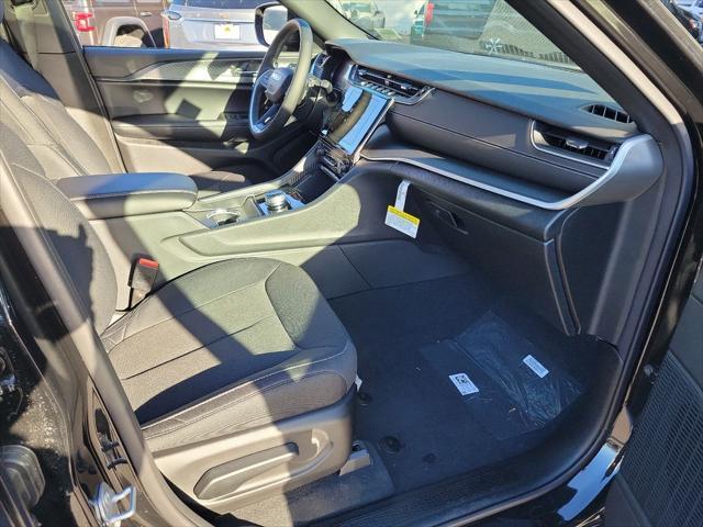 new 2025 Jeep Grand Cherokee L car, priced at $40,340