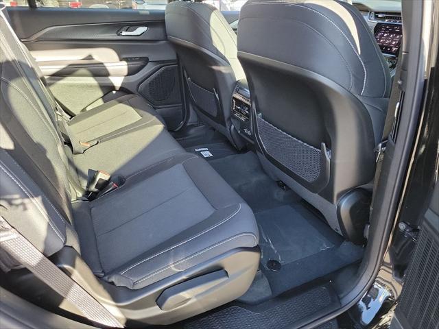 new 2025 Jeep Grand Cherokee L car, priced at $40,340