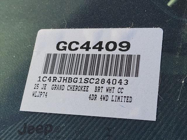 new 2025 Jeep Grand Cherokee car, priced at $43,752