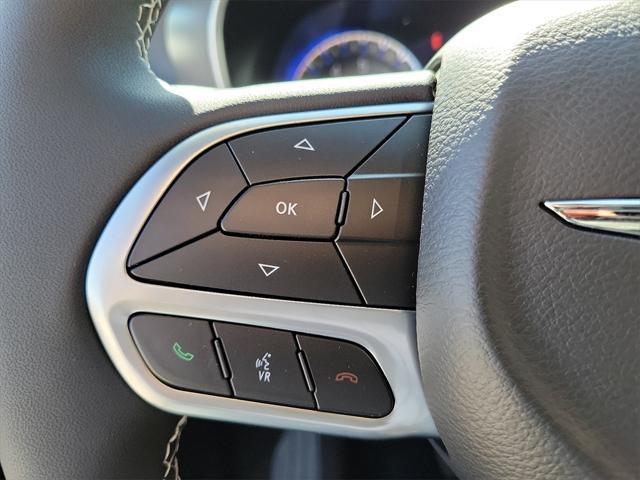 new 2025 Chrysler Pacifica car, priced at $41,542