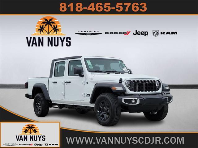 new 2024 Jeep Gladiator car, priced at $40,218