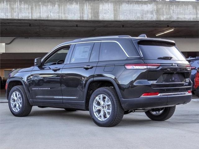 new 2024 Jeep Grand Cherokee car, priced at $39,196