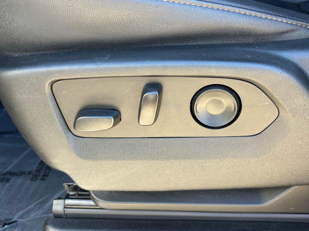 used 2022 Chevrolet Suburban car, priced at $52,000