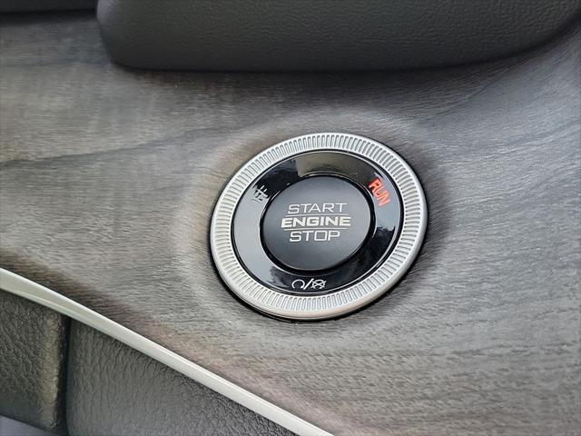 new 2025 Jeep Grand Cherokee car, priced at $44,444