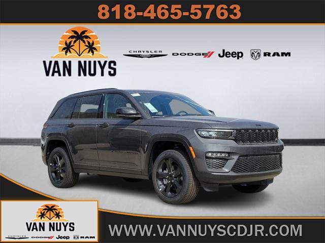 new 2025 Jeep Grand Cherokee car, priced at $45,560