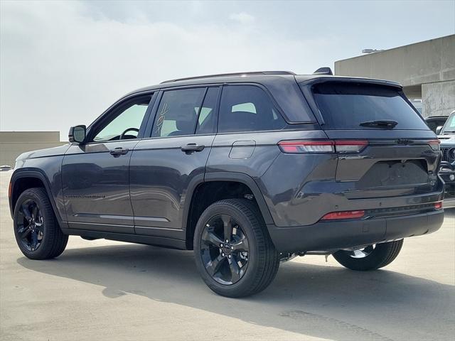 new 2025 Jeep Grand Cherokee car, priced at $45,560