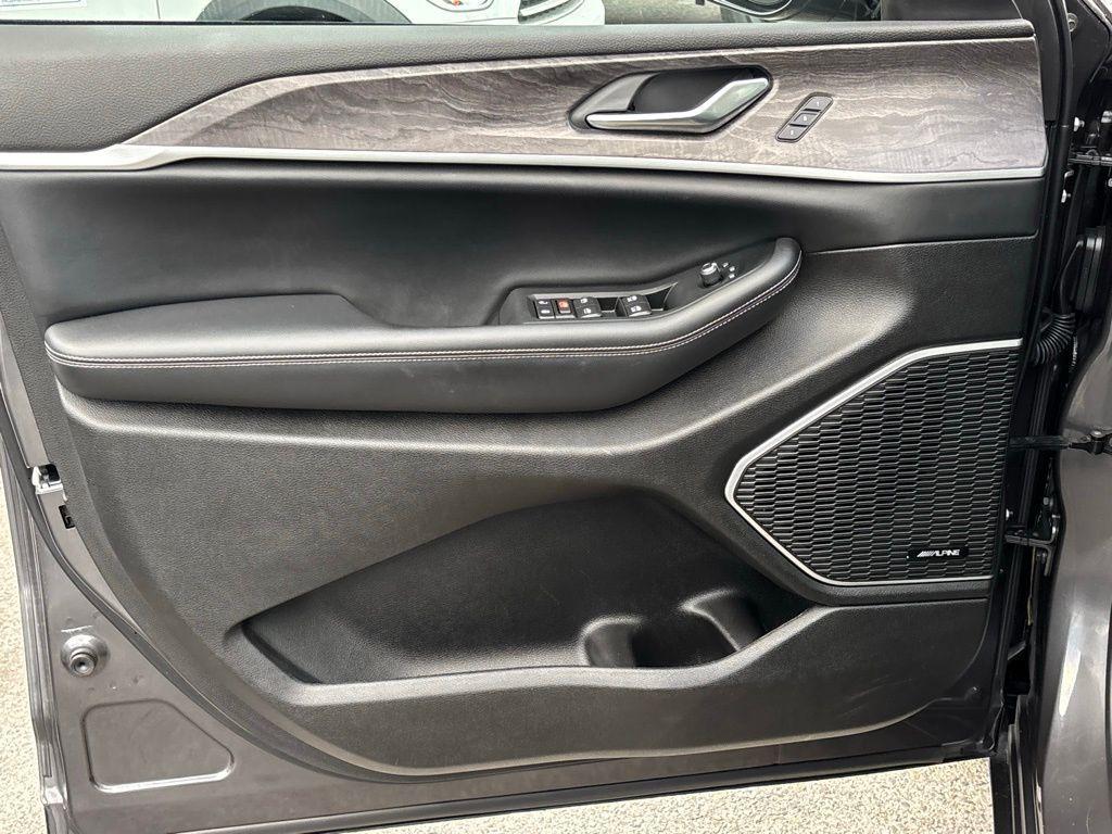 used 2022 Jeep Grand Cherokee 4xe car, priced at $28,500