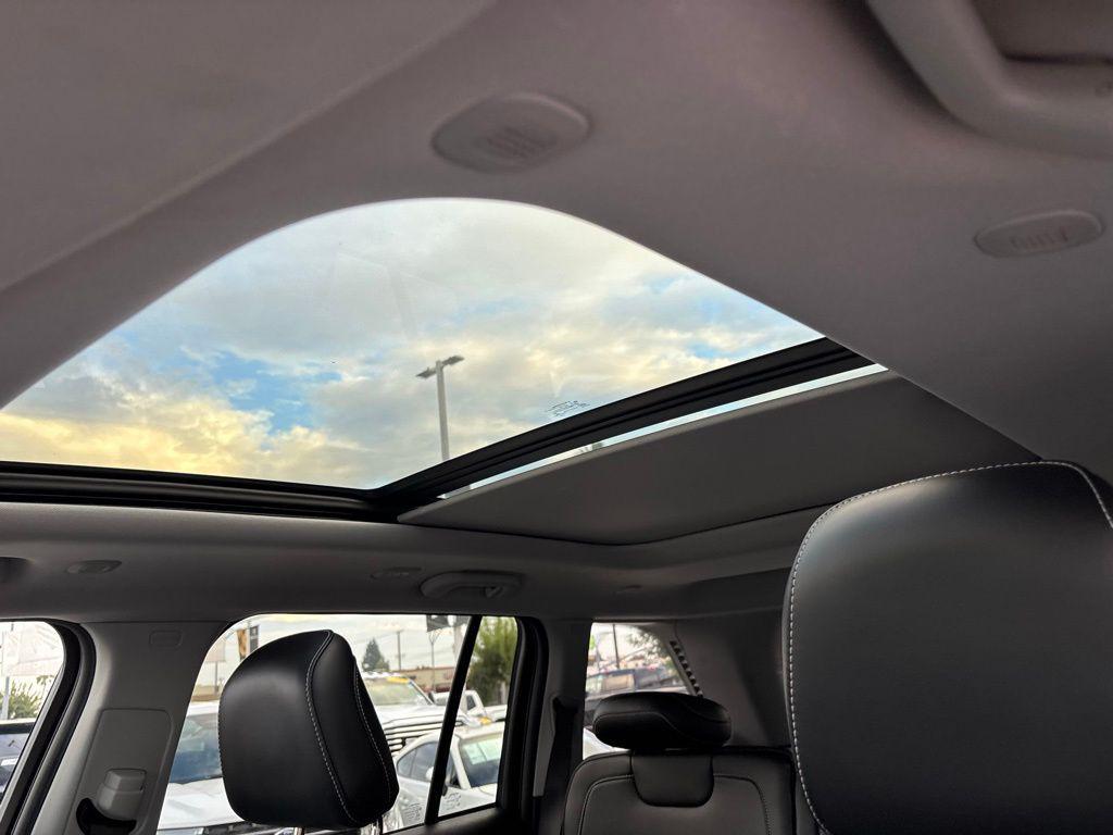 used 2022 Jeep Grand Cherokee 4xe car, priced at $28,500