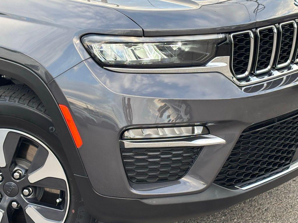 used 2022 Jeep Grand Cherokee 4xe car, priced at $28,500