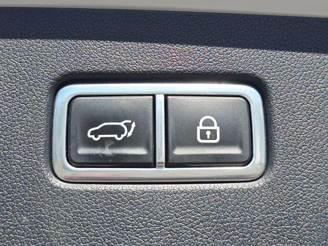 used 2021 Kia Sorento car, priced at $25,187