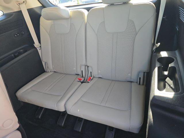 used 2021 Kia Sorento car, priced at $25,187