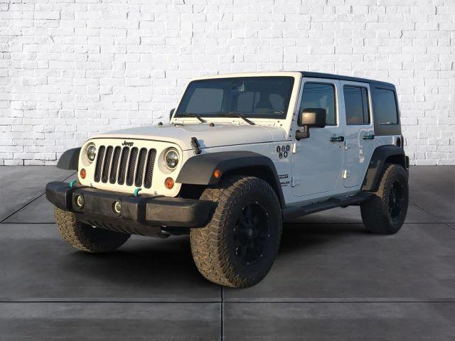used 2015 Jeep Wrangler Unlimited car, priced at $13,287