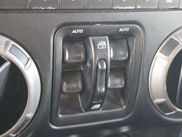 used 2015 Jeep Wrangler Unlimited car, priced at $13,287