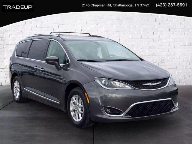 used 2020 Chrysler Pacifica car, priced at $15,888