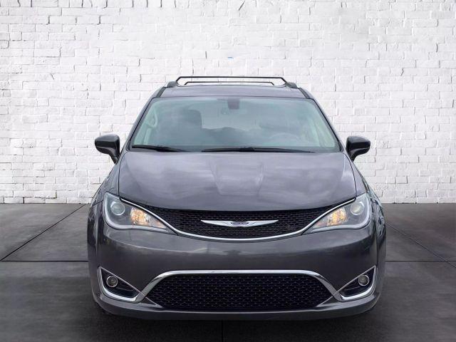 used 2020 Chrysler Pacifica car, priced at $15,888