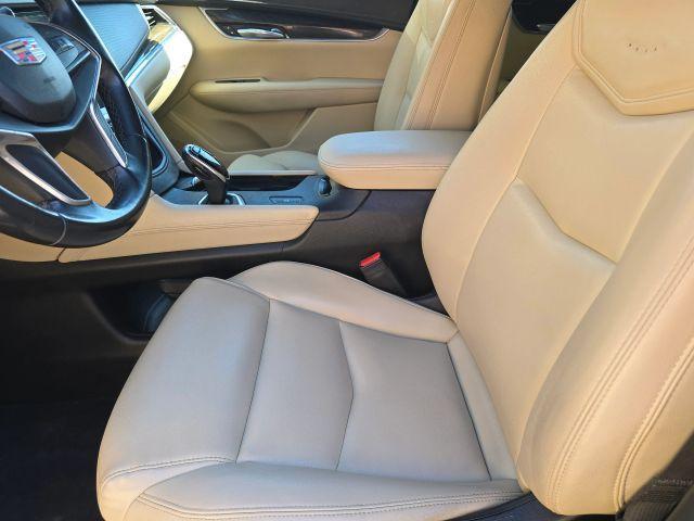 used 2017 Cadillac XT5 car, priced at $11,984