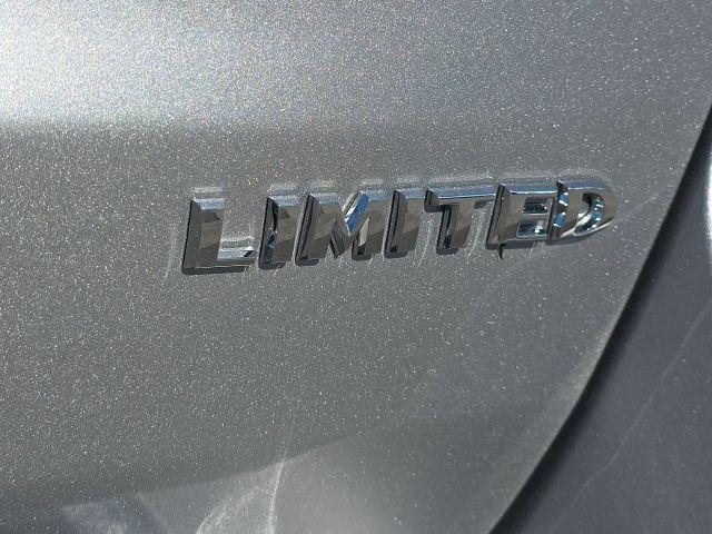 used 2021 Jeep Grand Cherokee car, priced at $19,287