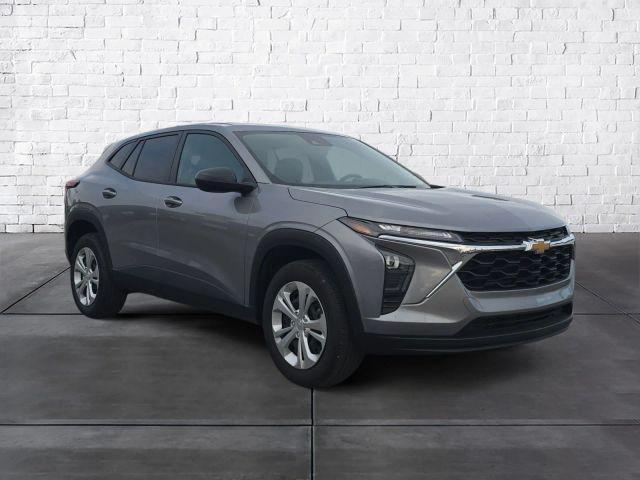 used 2025 Chevrolet Trax car, priced at $21,297
