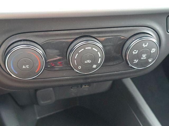 used 2025 Chevrolet Trax car, priced at $21,297