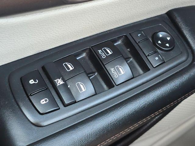 used 2019 Chrysler Pacifica car, priced at $12,987