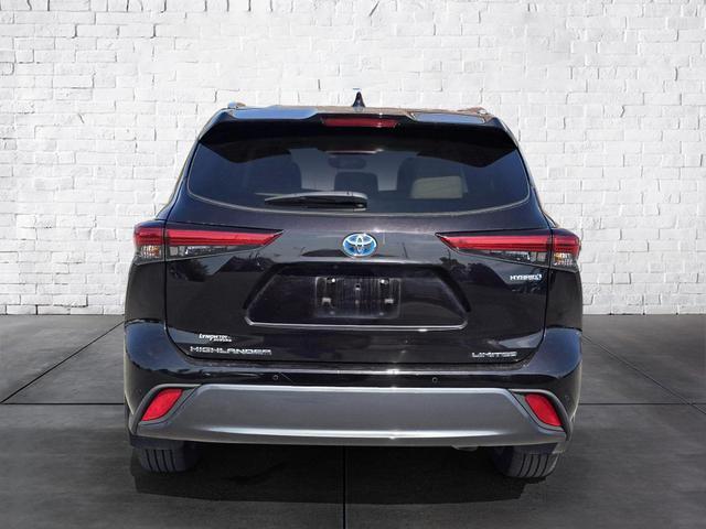 used 2021 Toyota Highlander Hybrid car, priced at $35,488