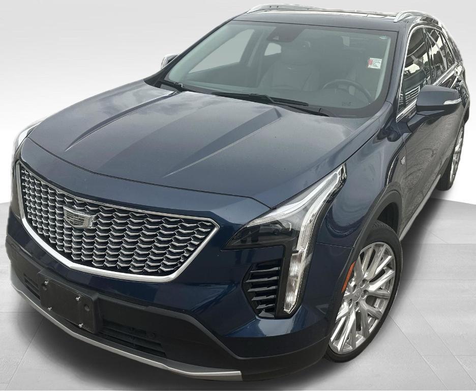 used 2022 Cadillac XT4 car, priced at $27,440