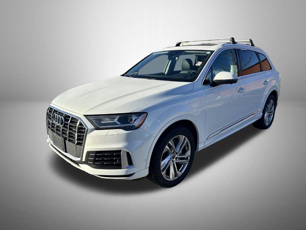 used 2021 Audi Q7 car, priced at $28,880