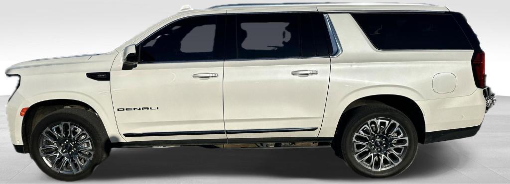 used 2024 GMC Yukon XL car, priced at $80,770