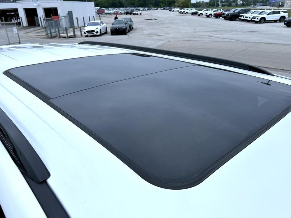 used 2022 Cadillac Escalade car, priced at $73,660