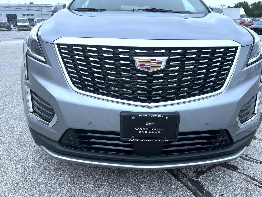 used 2025 Cadillac XT5 car, priced at $52,990