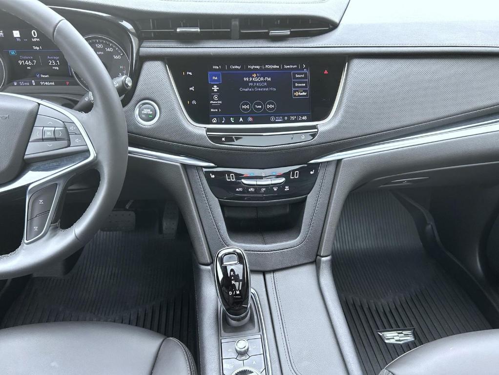 used 2025 Cadillac XT5 car, priced at $52,990