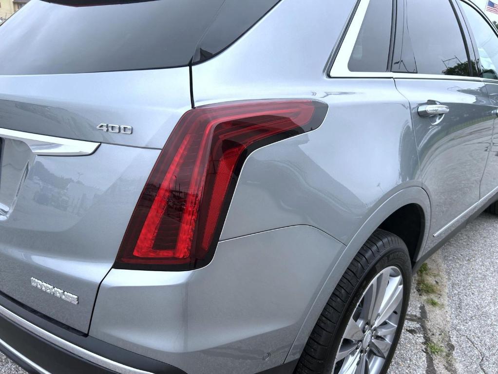 used 2025 Cadillac XT5 car, priced at $52,990