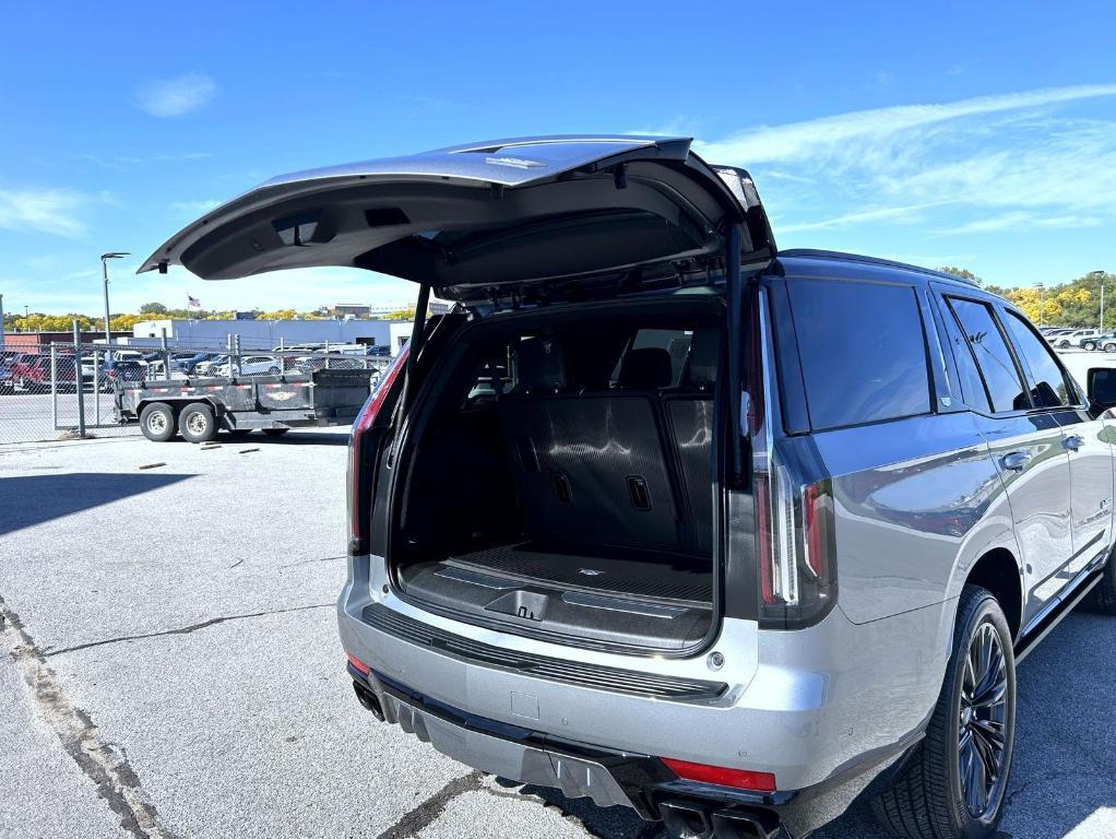 used 2024 Cadillac Escalade car, priced at $137,990