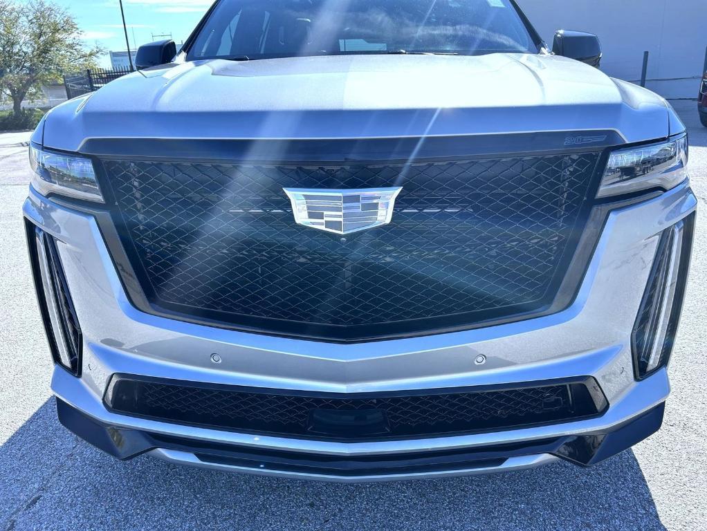 used 2024 Cadillac Escalade car, priced at $137,990
