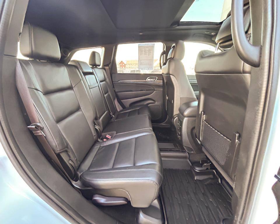 used 2021 Jeep Grand Cherokee car, priced at $25,963