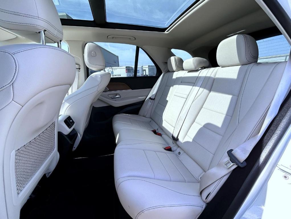 used 2022 Mercedes-Benz GLE 350 car, priced at $39,660