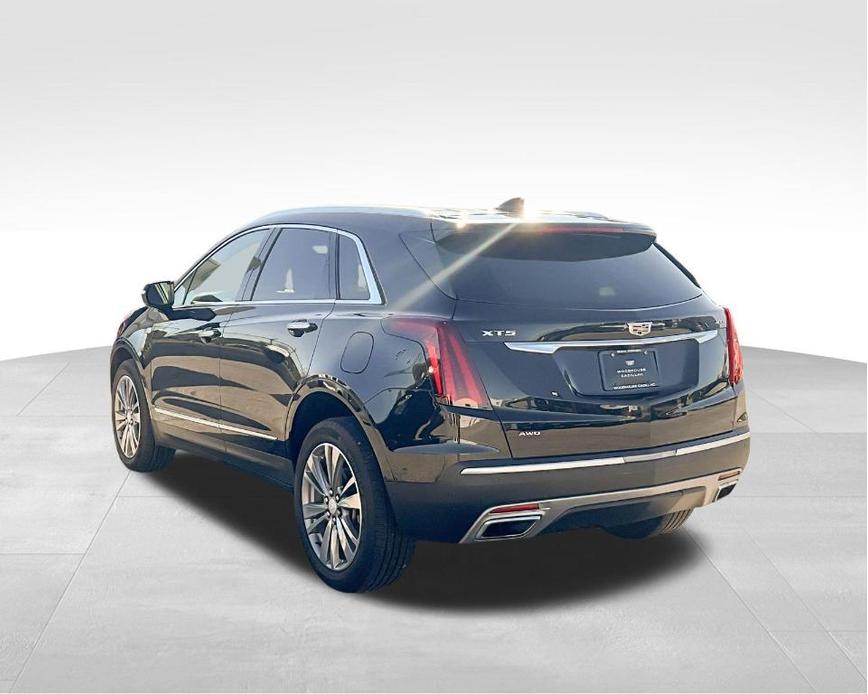 used 2021 Cadillac XT5 car, priced at $32,960